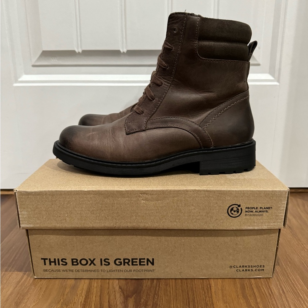 Clarks Orinoco2 Spice Women’s Boots Sz 8.5